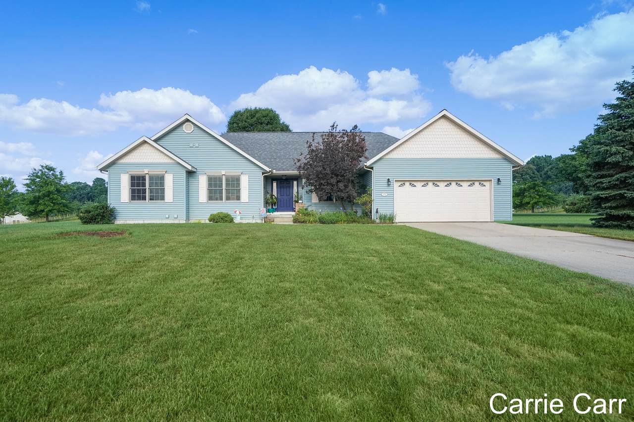 19115 Fox Glove Circle - Photo 1