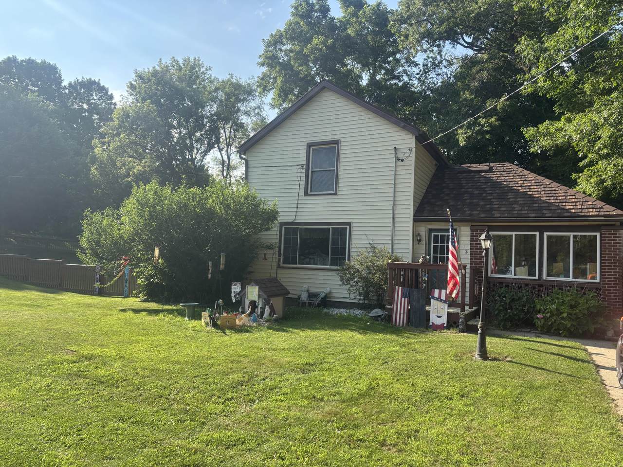 812 Washington Street - Photo 1