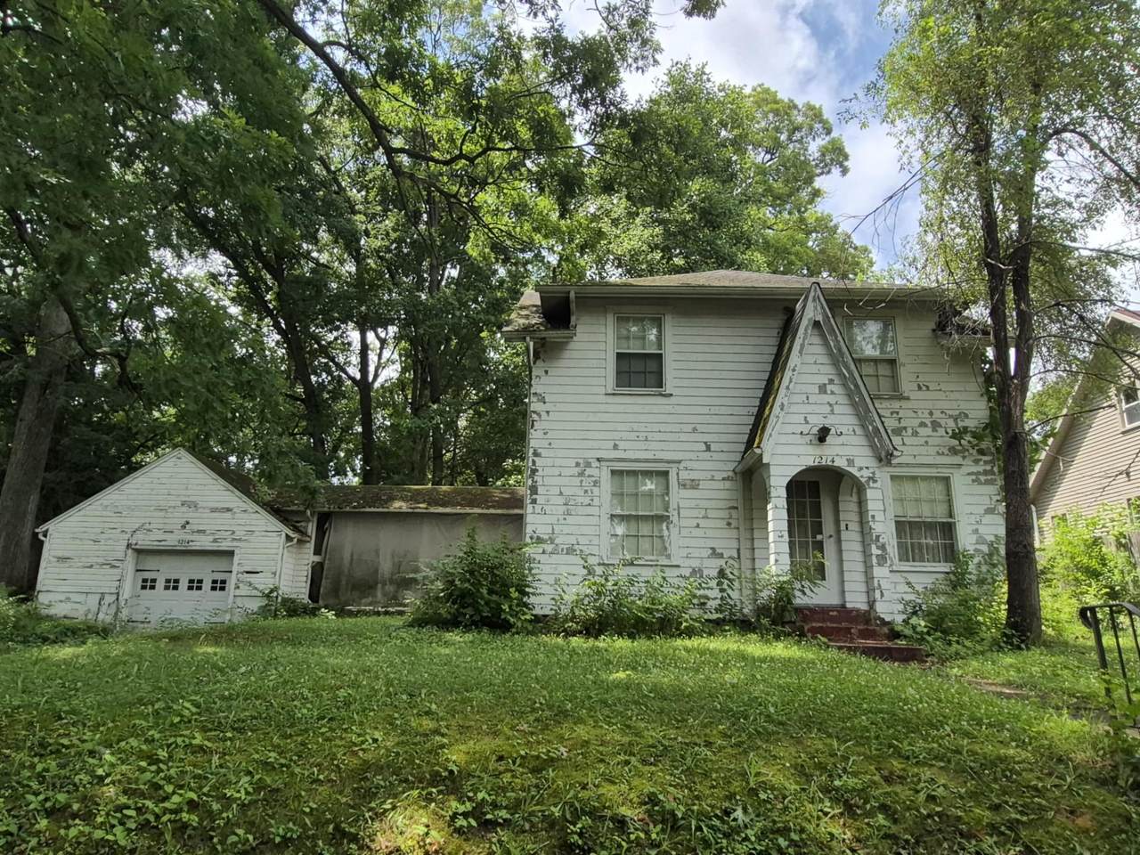 1214 Mound Avenue - Photo 1