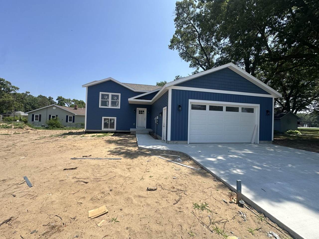 572 Agnes Street - Photo 1
