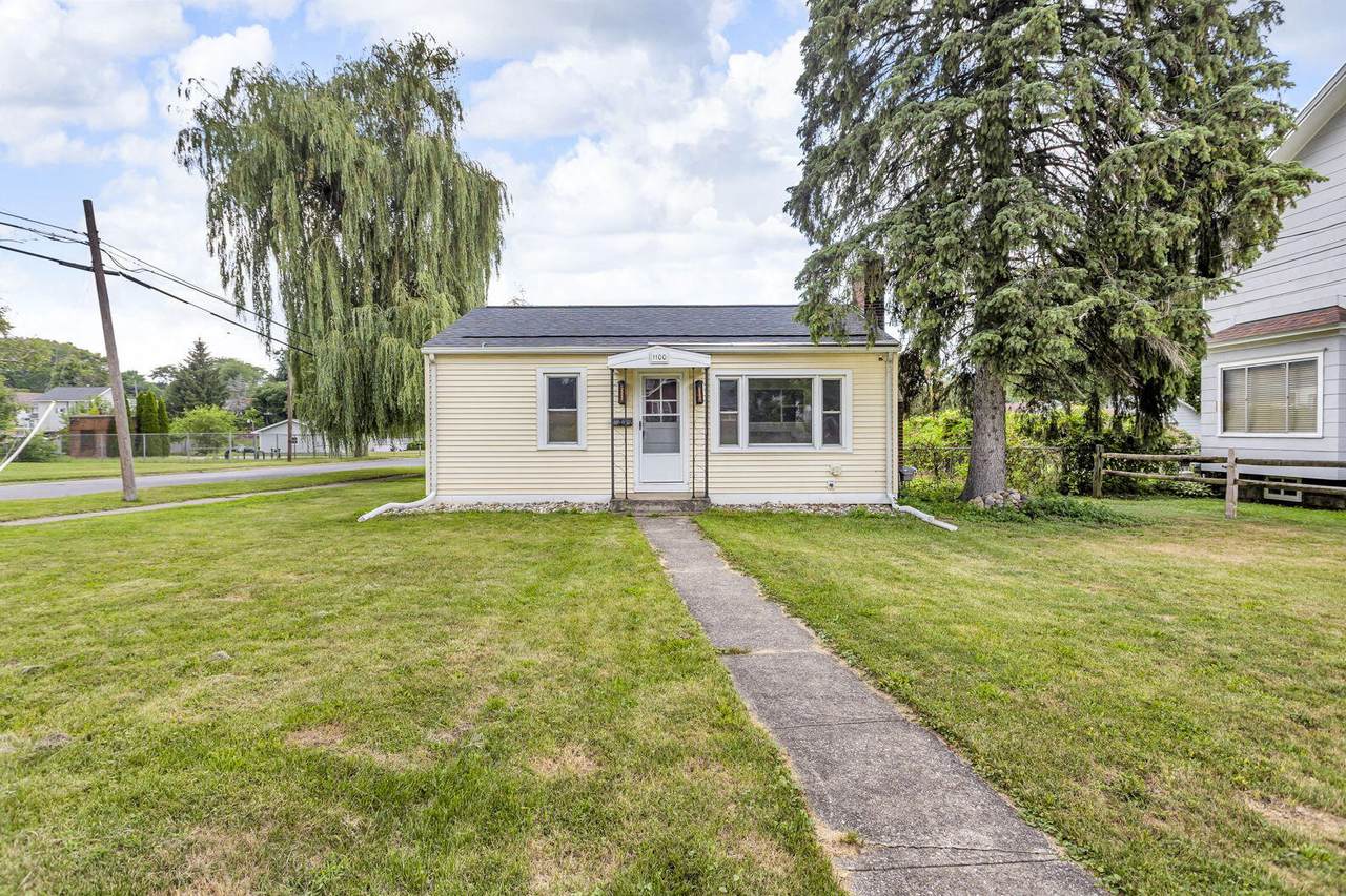 1100 North Street - Photo 1