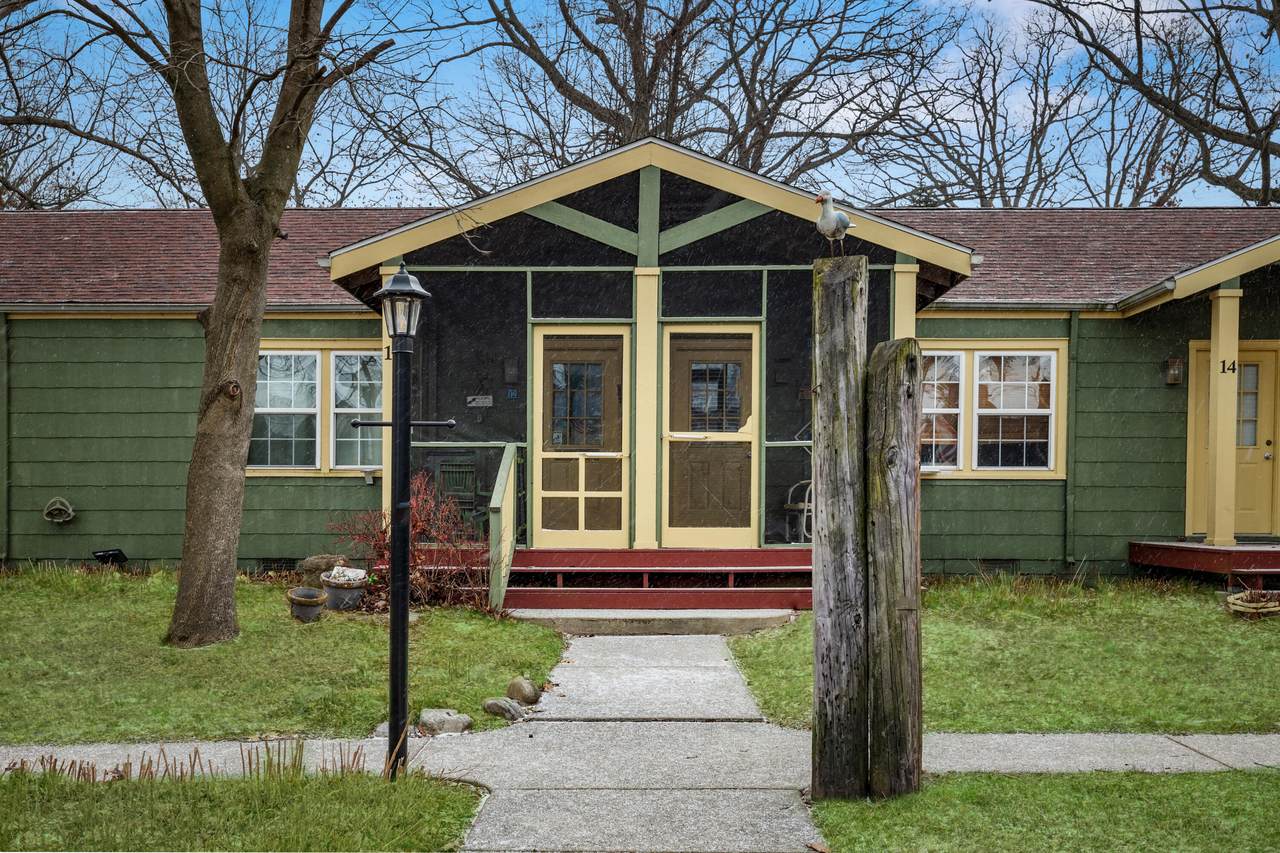 15657 Lakeshore Road - Photo 1