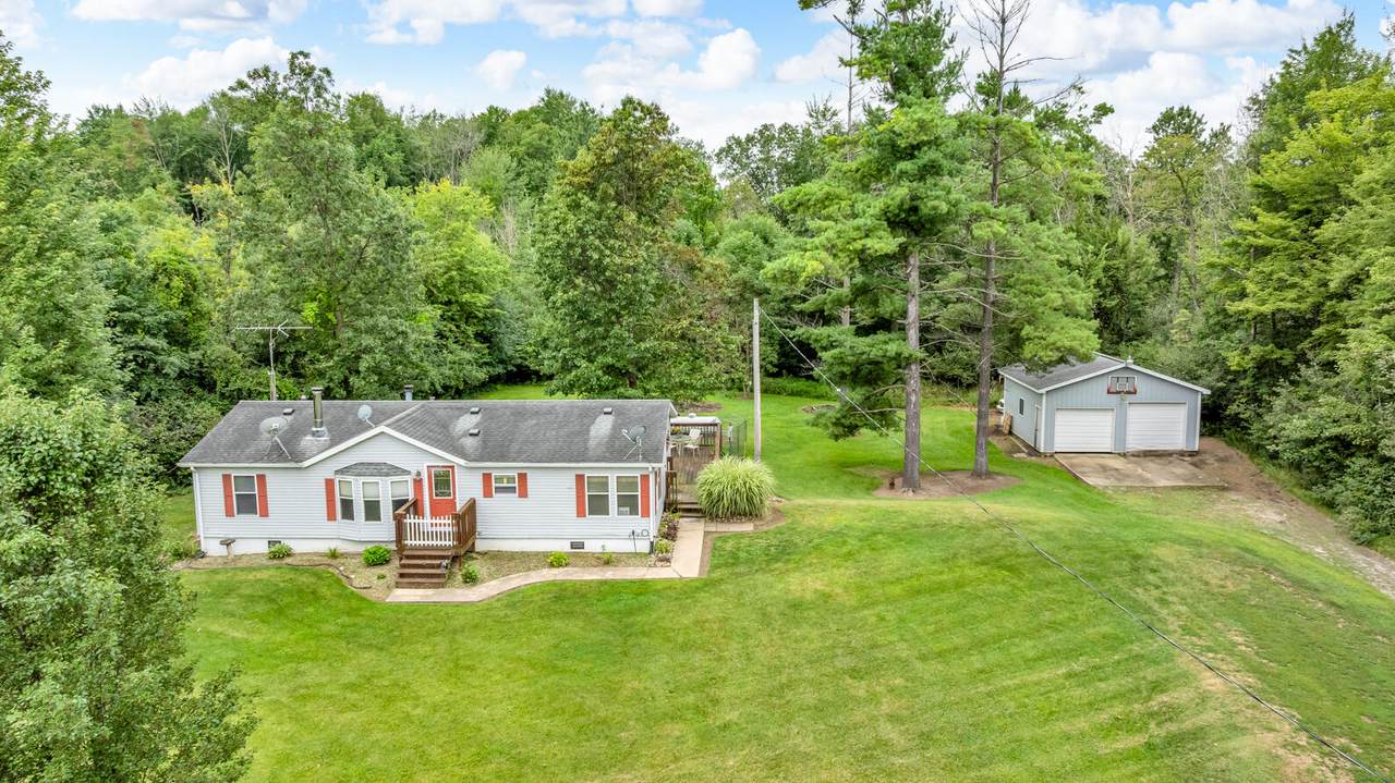 4100 Hawkins Road - Photo 1