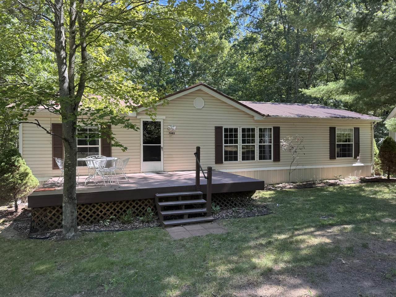 7658 Johnson Road - Photo 1