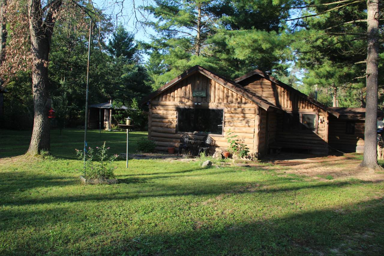 568 Burke Circle - Photo 1