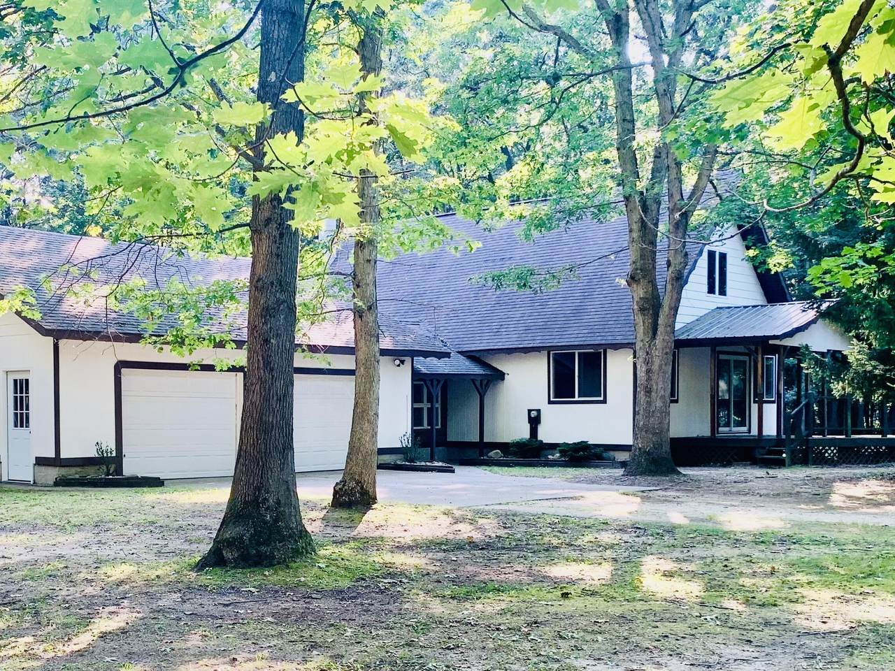 711 Division Street - Photo 1