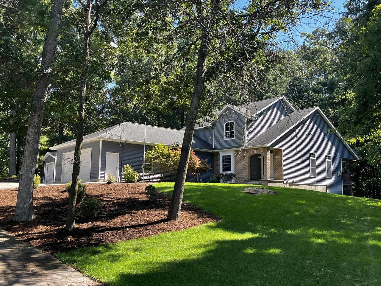 5221 Jackson Court - Photo 1