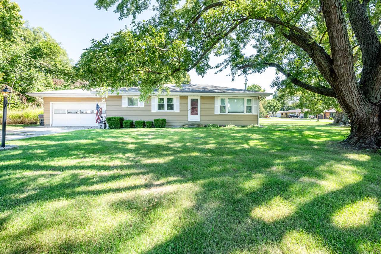 3215 Meade Court - Photo 1