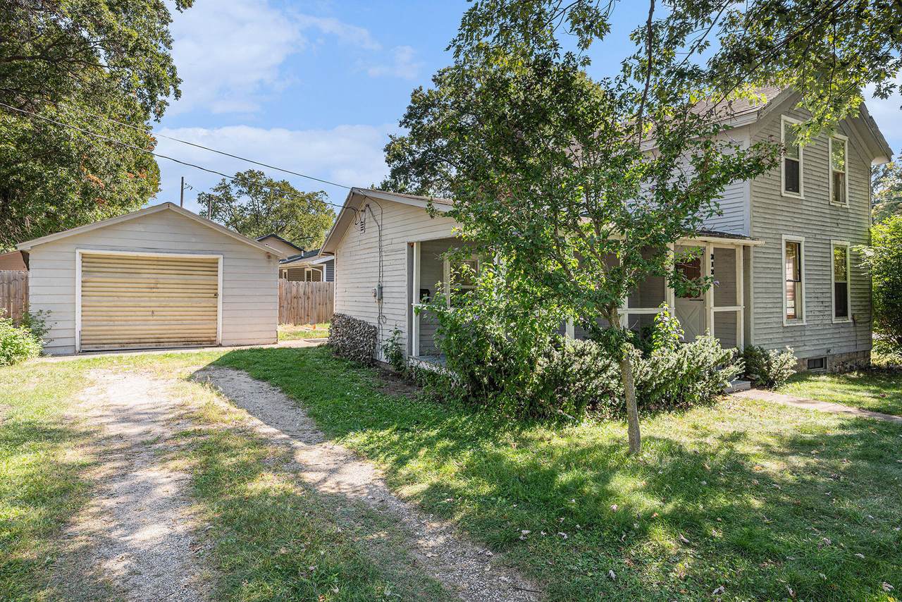 313 Brown Street - Photo 1