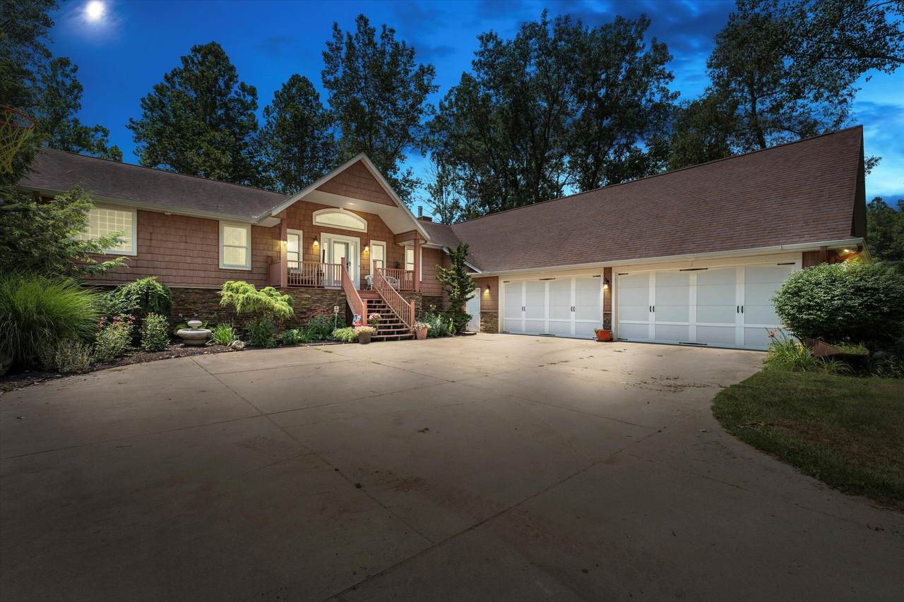 66340 Dolans Street - Photo 1