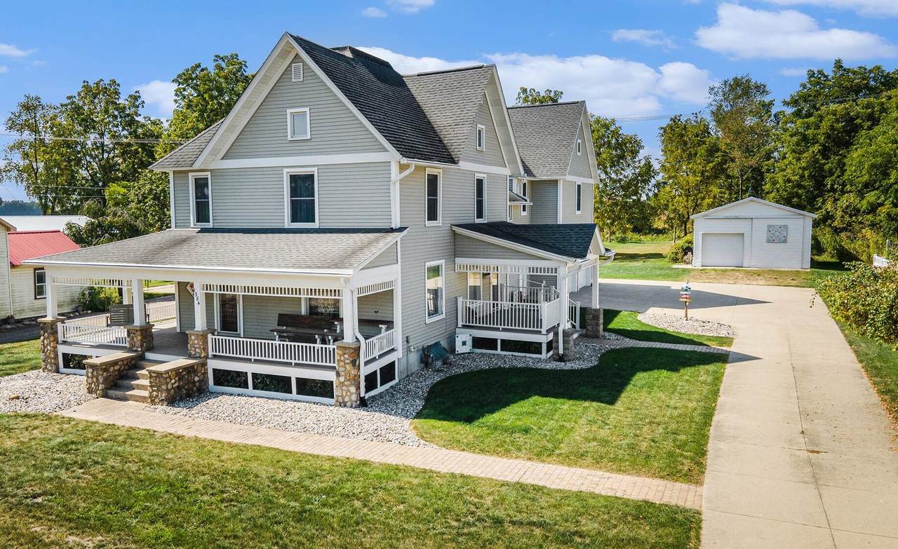 1584 Main Street - Photo 1