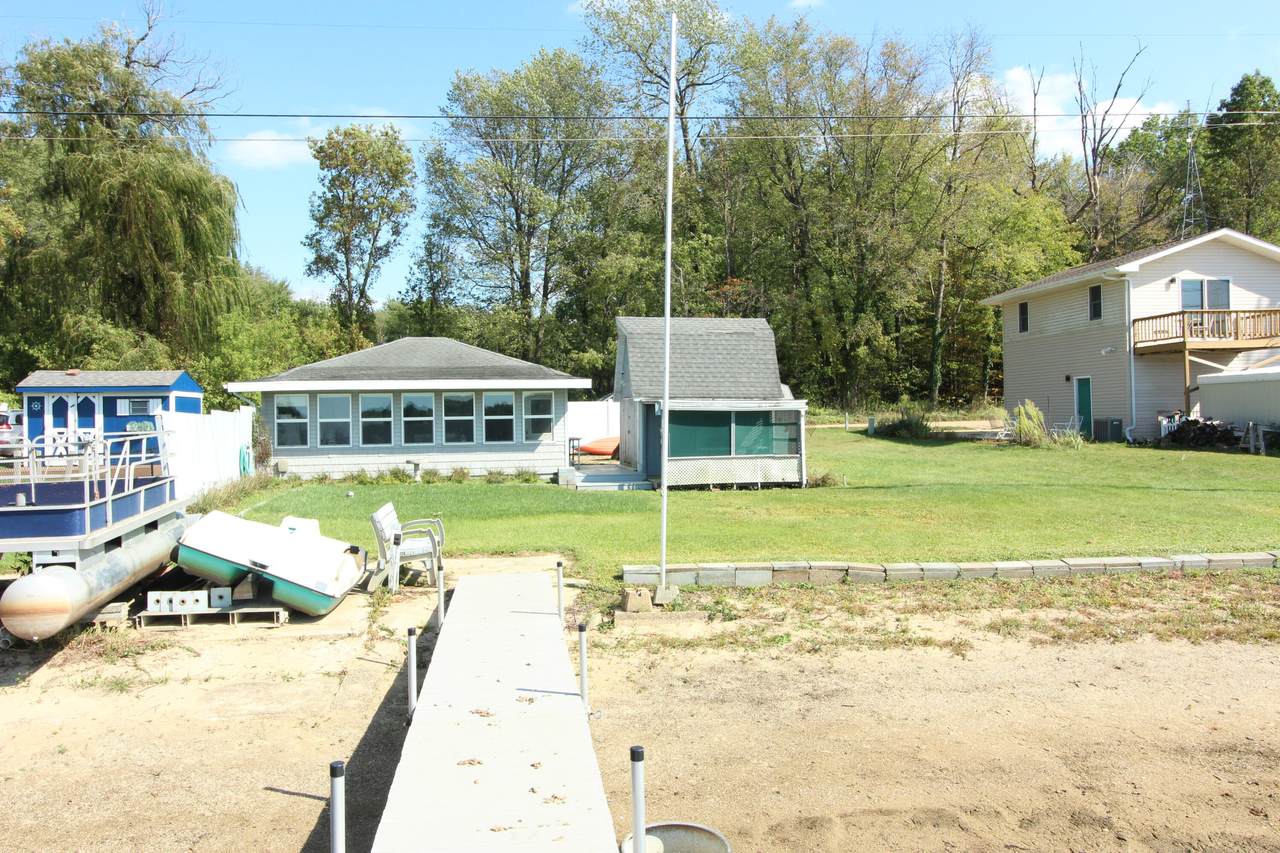 51140 Maple Road - Photo 1