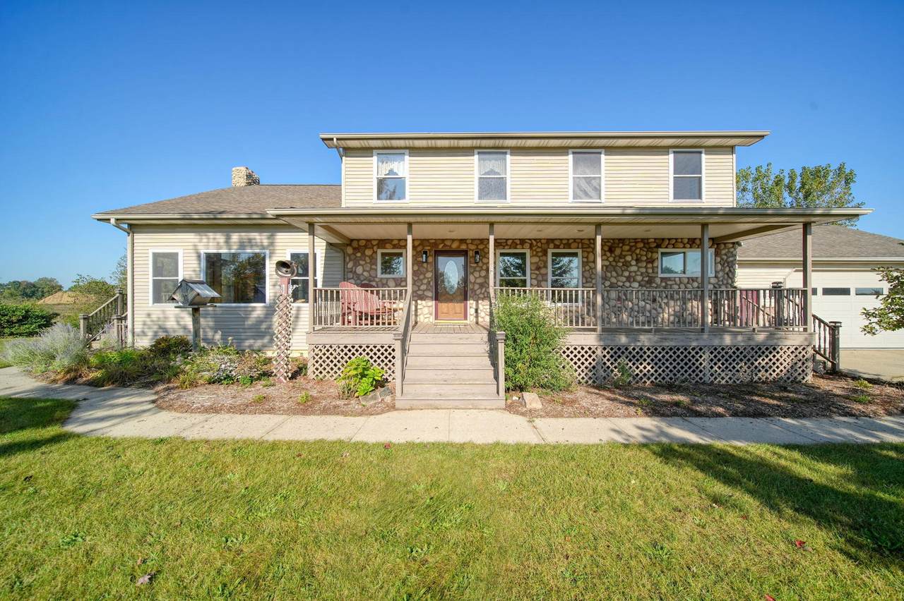 198 Chicago Road - Photo 1