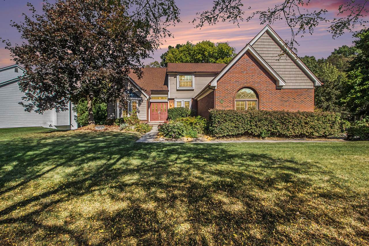 312 Dorchester Way - Photo 1