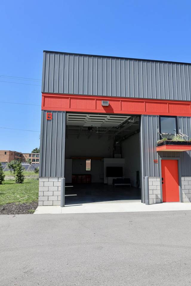 815 Verhoeks Street - Photo 1