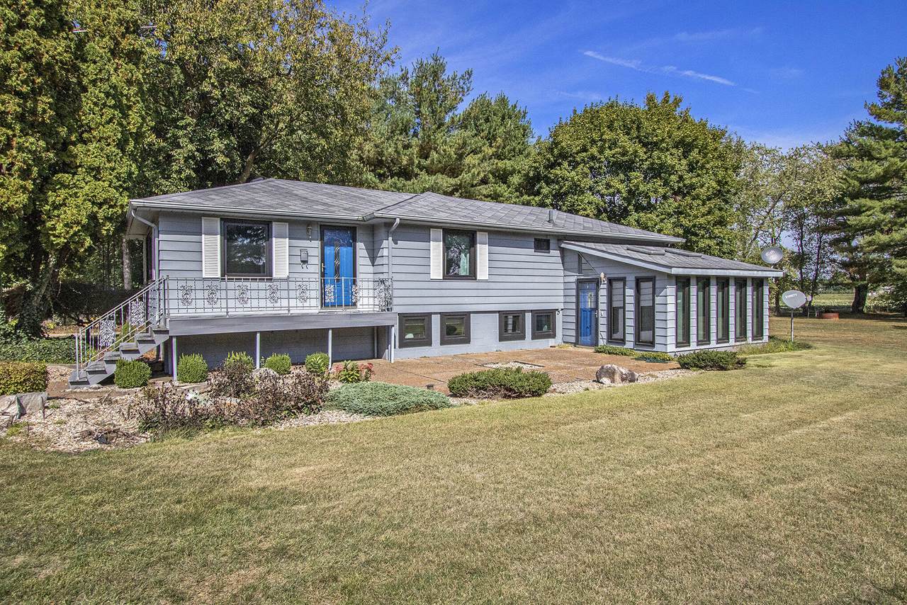 5869 River Road - Photo 1