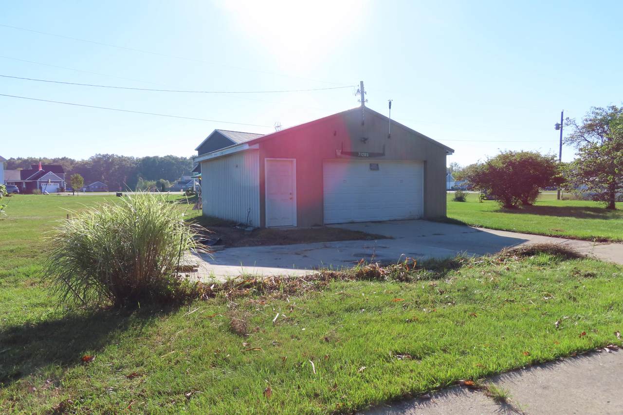 71285 Five Points Road - Photo 1