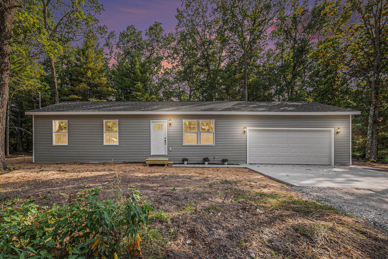 651 Hawthorne Road - Photo 1