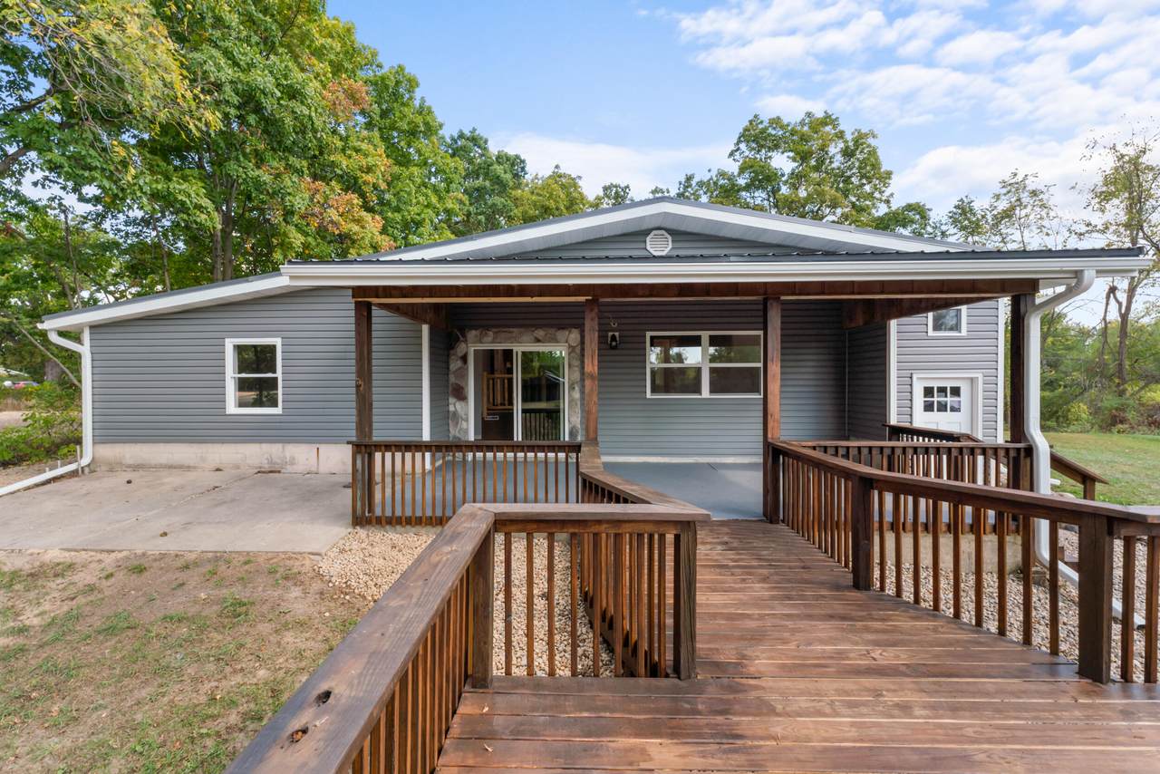 928 Flint Road - Photo 1