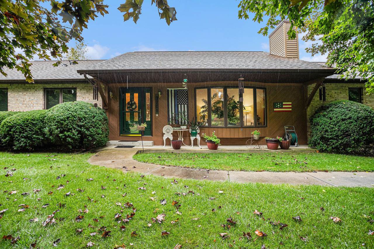 5205 Kitz Way - Photo 1