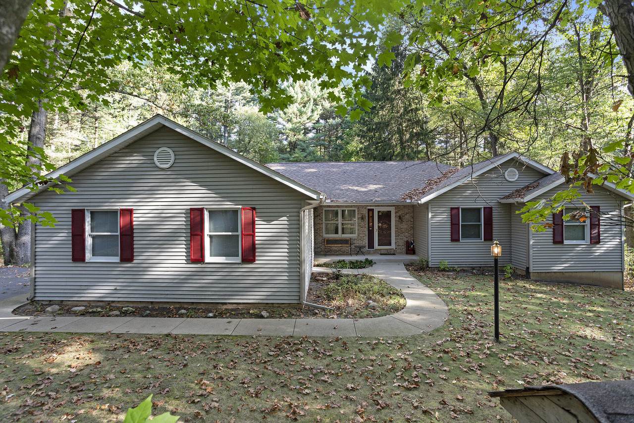 5817 B Avenue - Photo 1