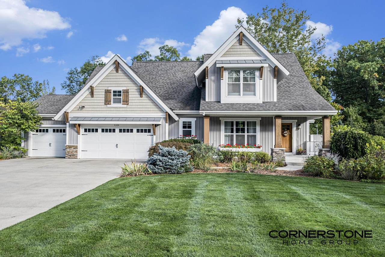 4304 Oak River Court - Photo 1