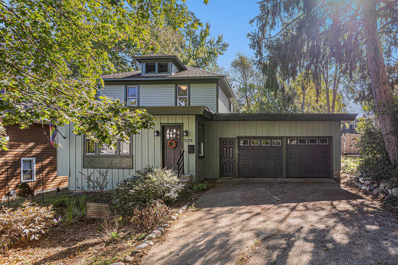 1219 Maple Street - Photo 1