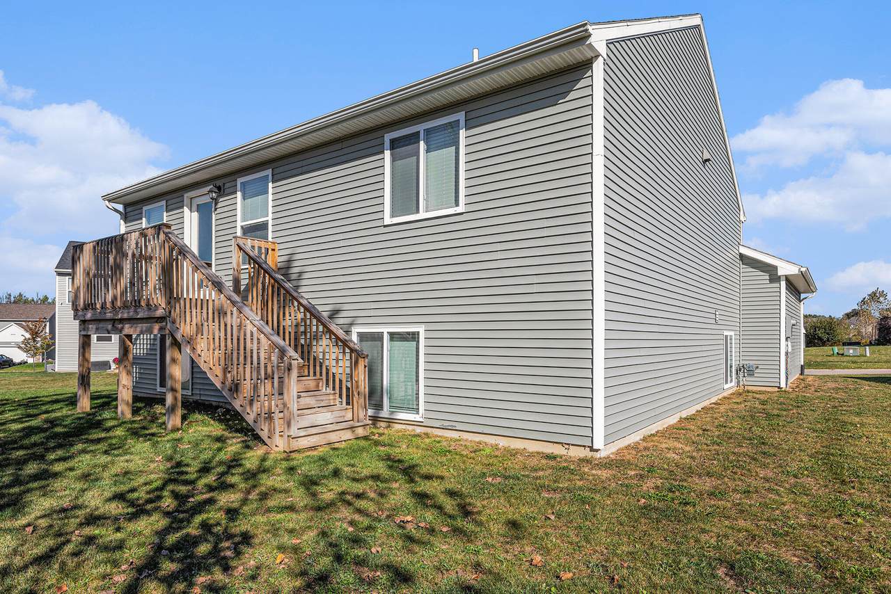 3049 Trafalgar Drive - Photo 1