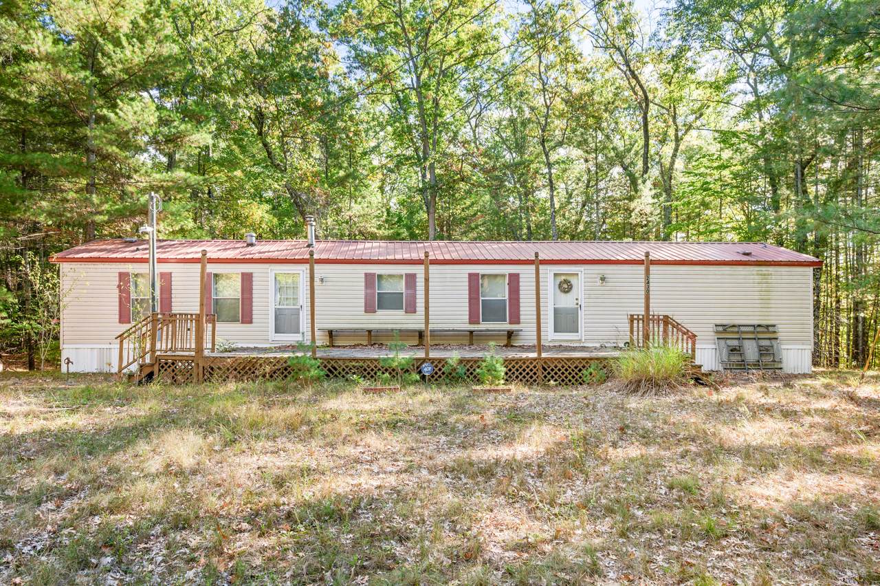 2447 W Lake Shore Dr - Photo 1