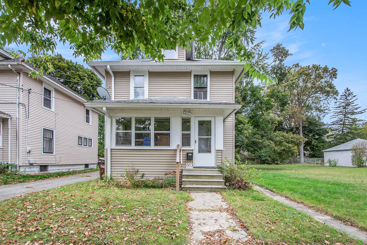 520 Pleasant Street - Photo 1