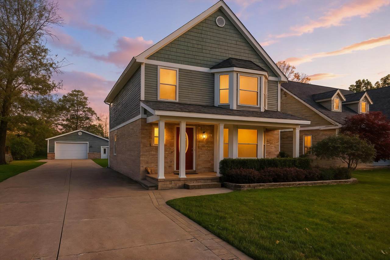 758 Woodside Avenue - Photo 1