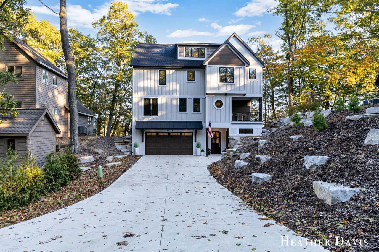 16976 Lake Avenue - Photo 1