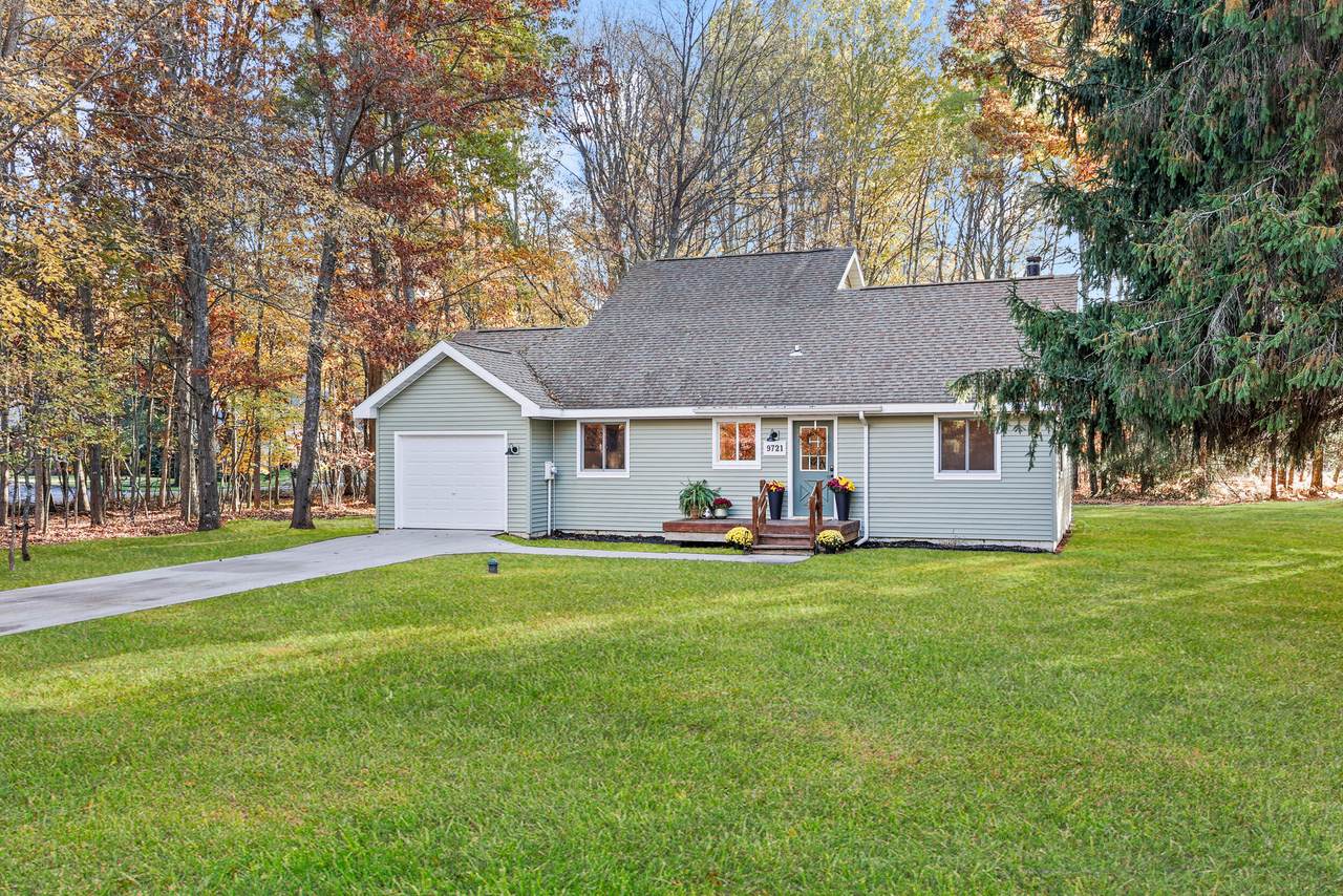 9721 Willow Road - Photo 1