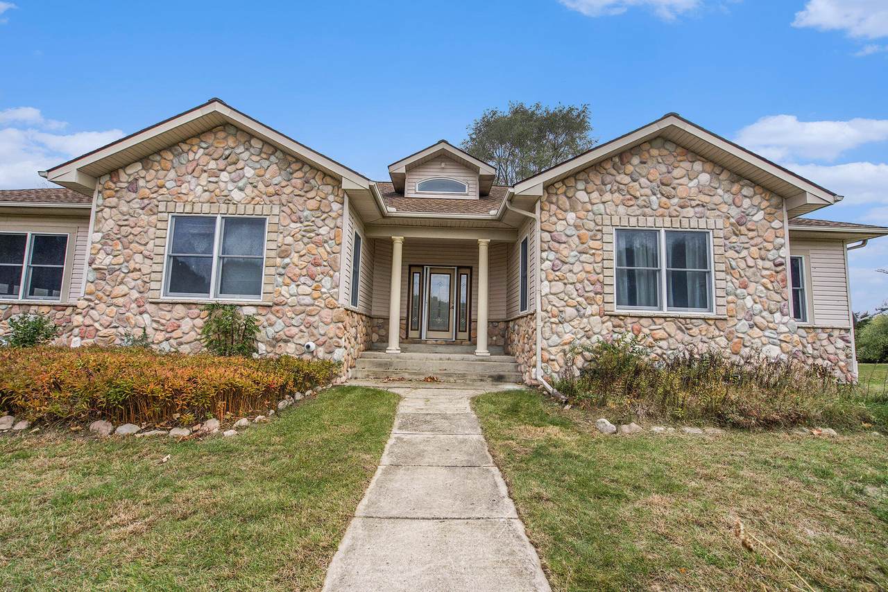 13677 Unadilla Road - Photo 1