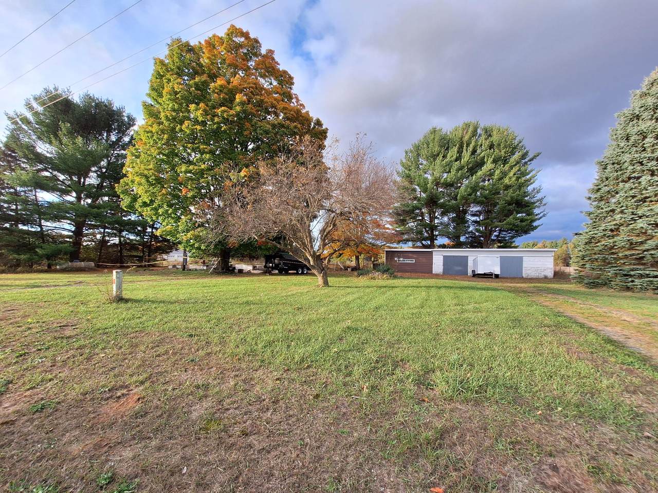 1384 Chauvez - Photo 1