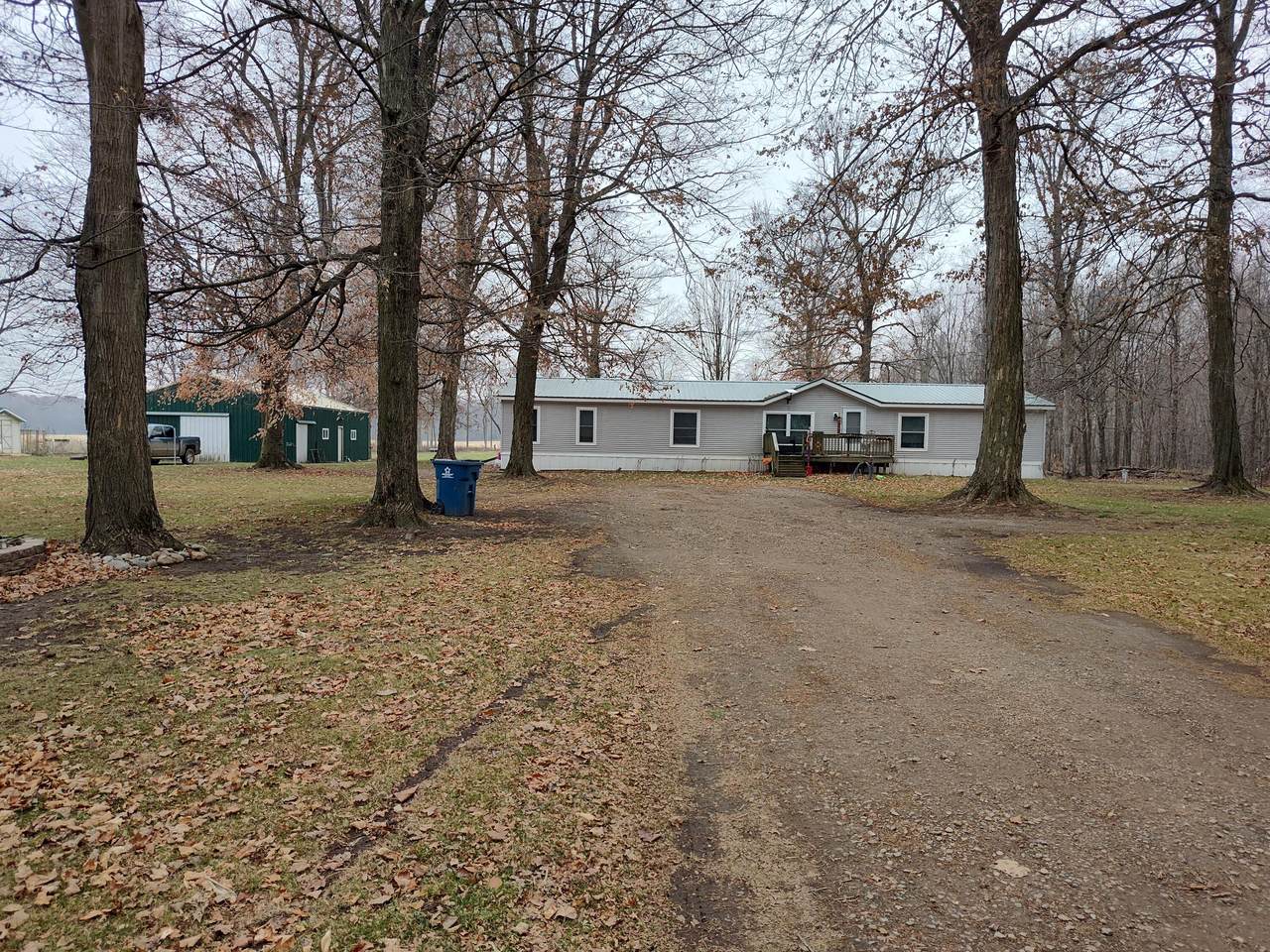 1233 Robinson Road - Photo 1