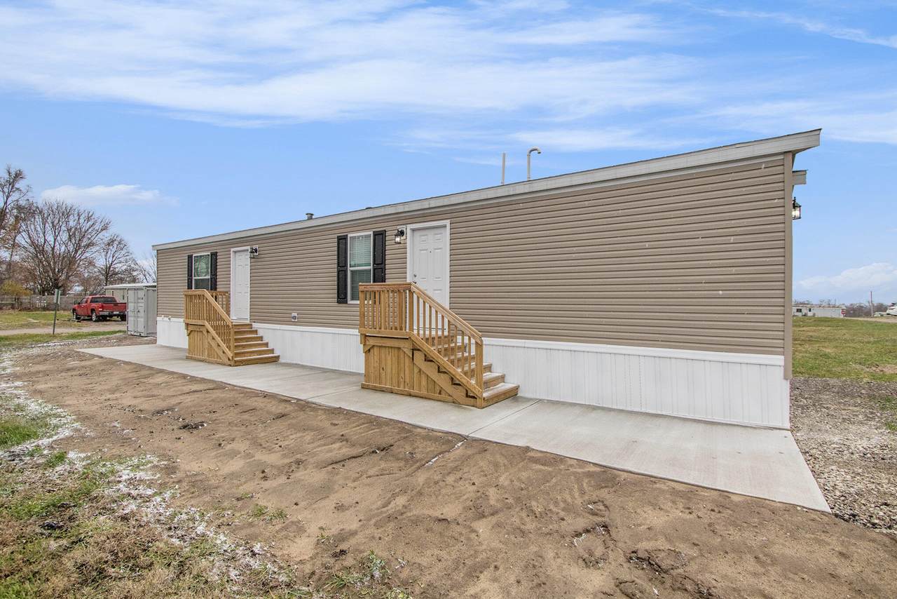 59733 Decatur Road - Photo 1