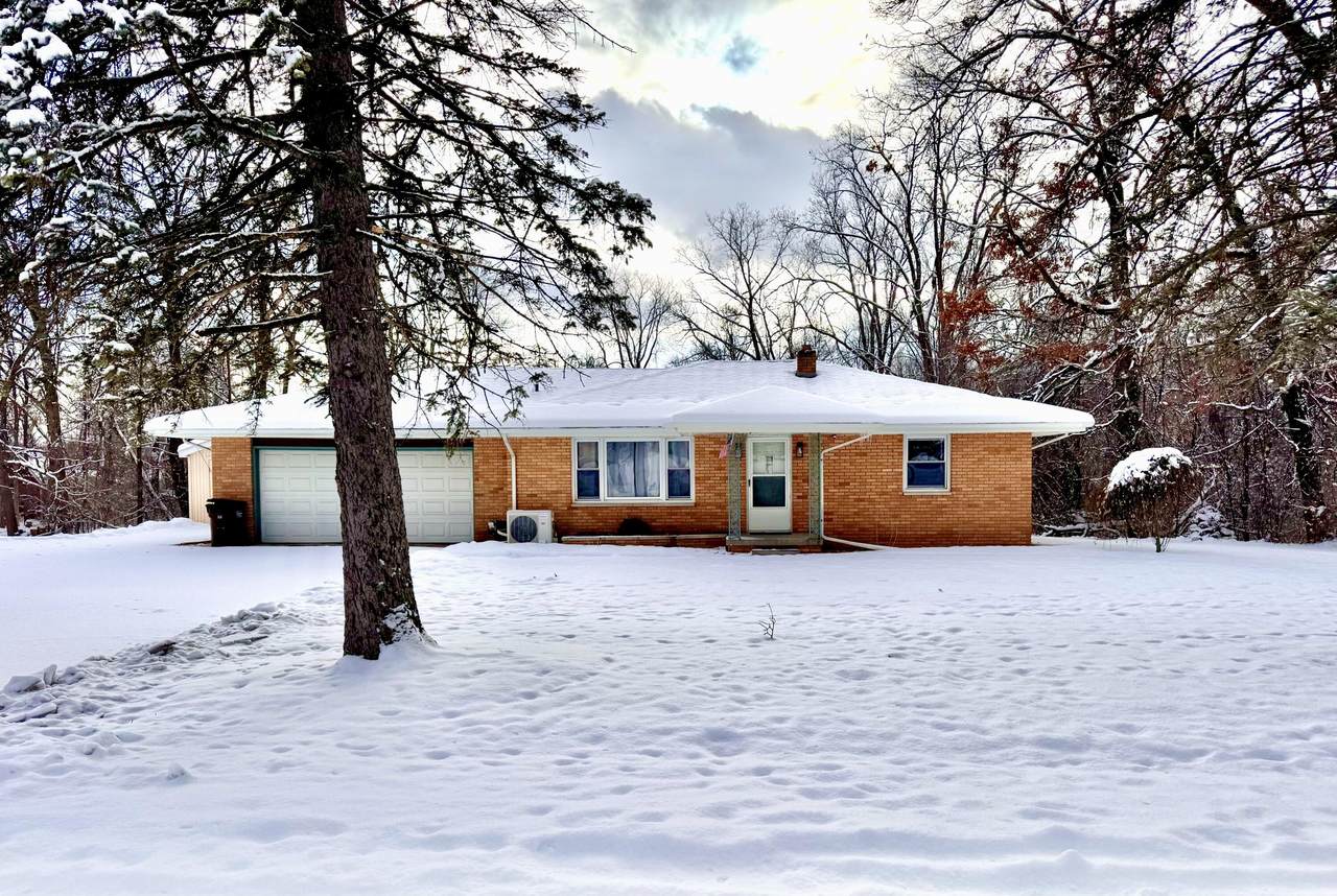 3975 Mcarthur Road - Photo 1