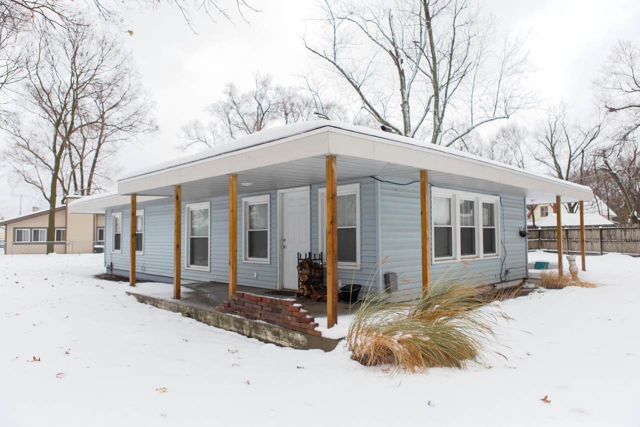 298 Empire Avenue - Photo 1