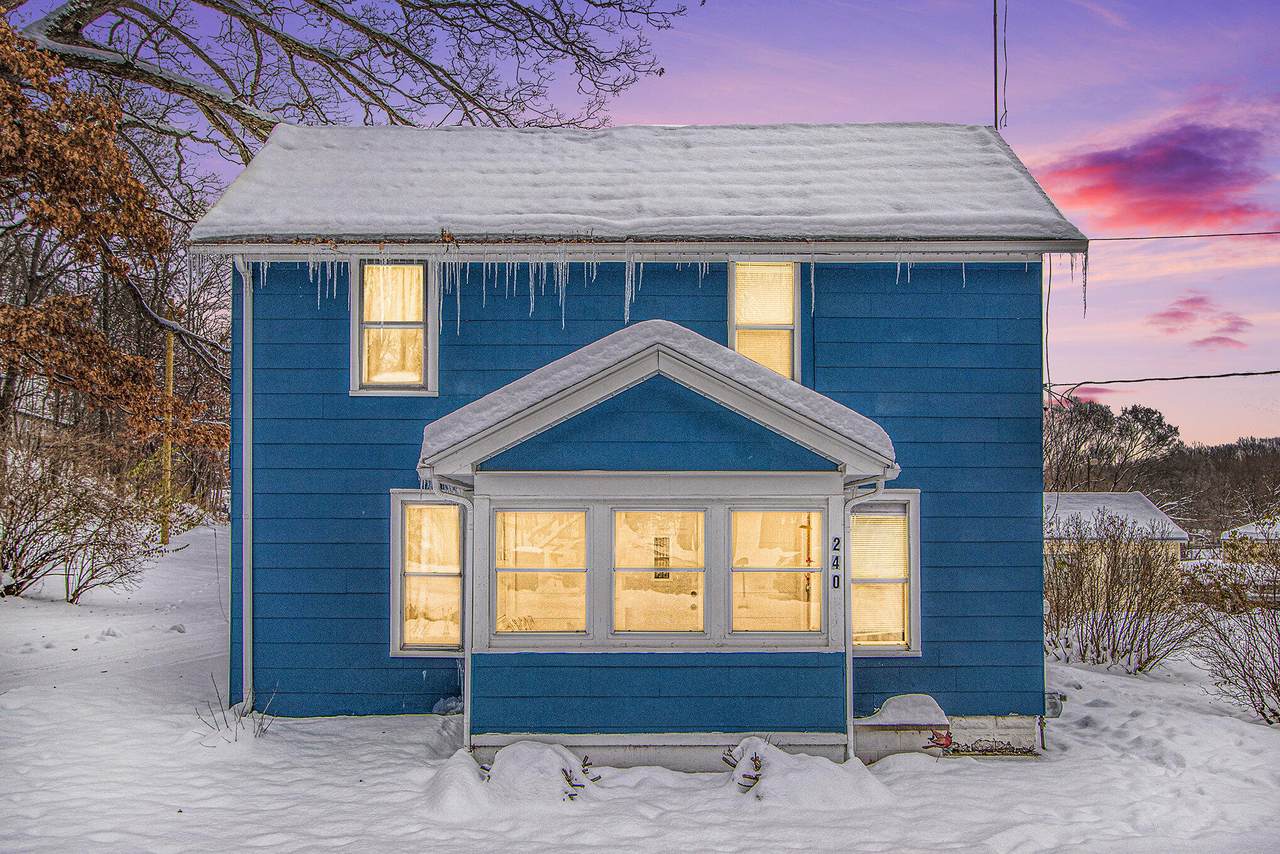 240 Chicago Avenue - Photo 1