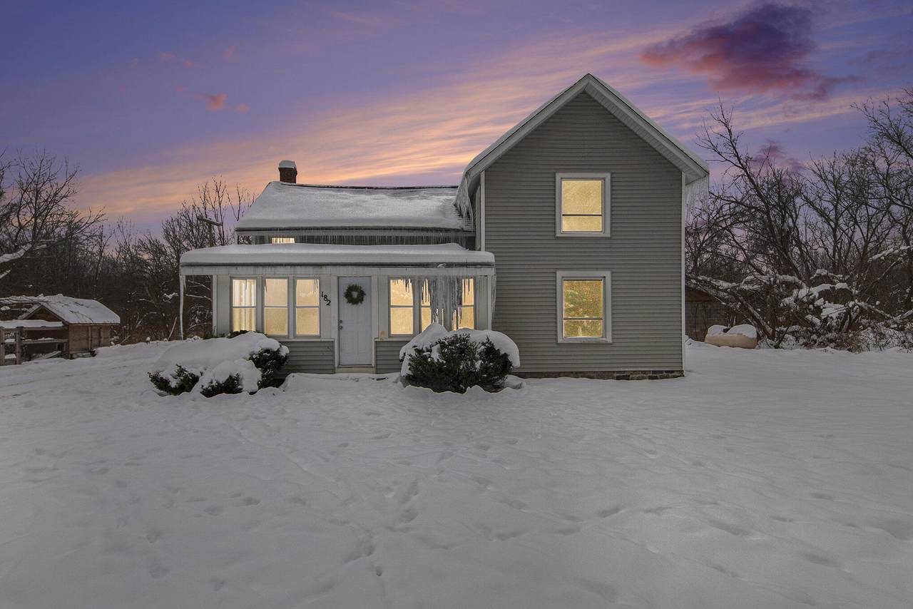 182 40th Street - Photo 1