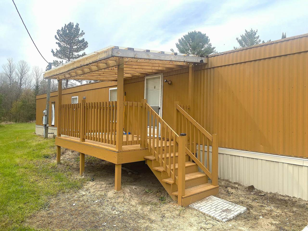 1570 Ryno Road - Photo 1