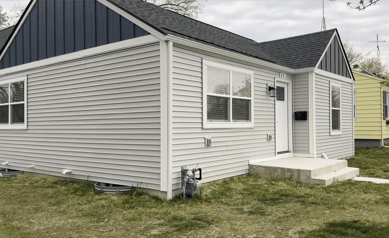 851 Kingsley Avenue - Photo 1