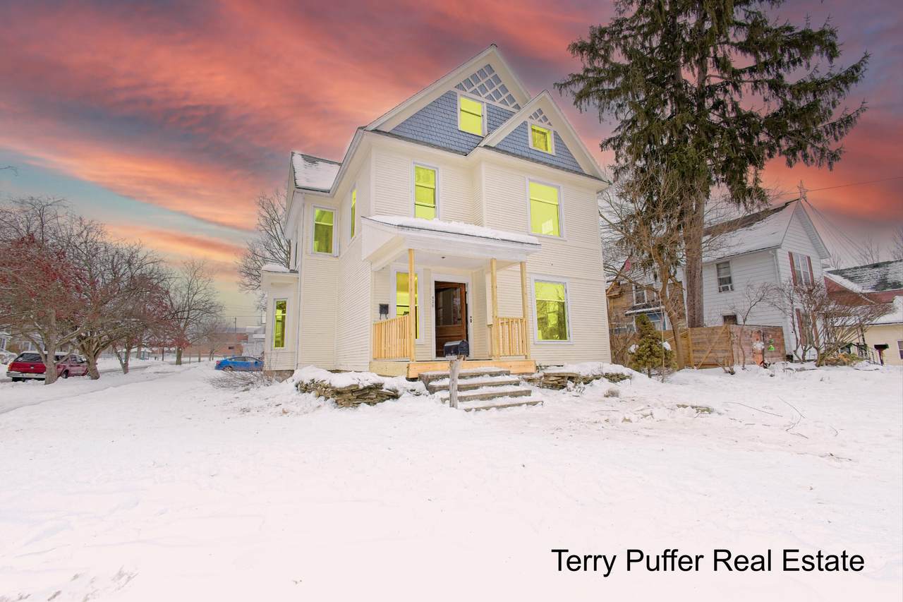 528 Jefferson Street - Photo 1