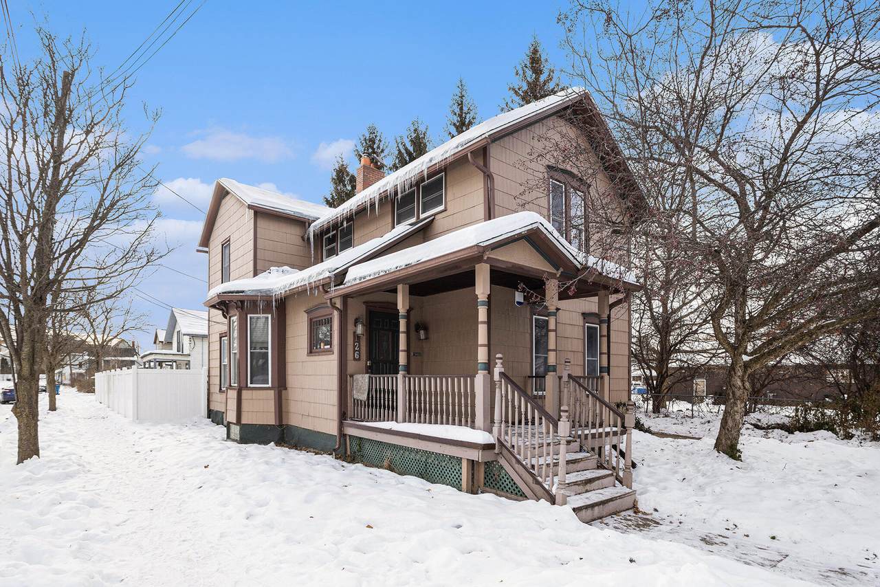 126 Calhoun Street - Photo 1