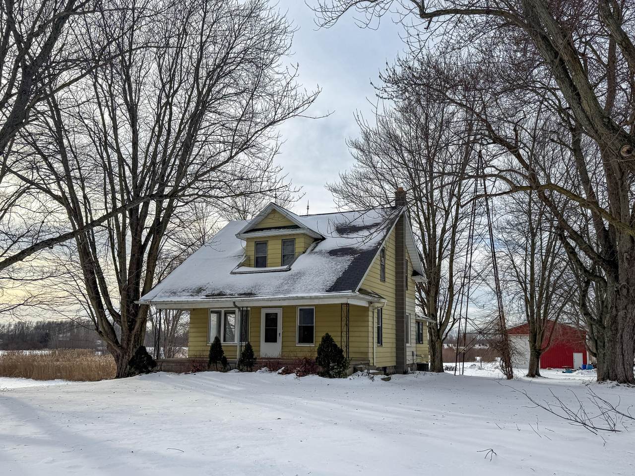 566 Blue Creek Road - Photo 1