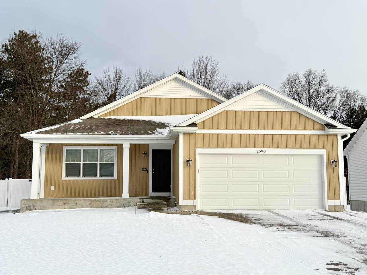 2590 Eagle Ridge - Photo 1
