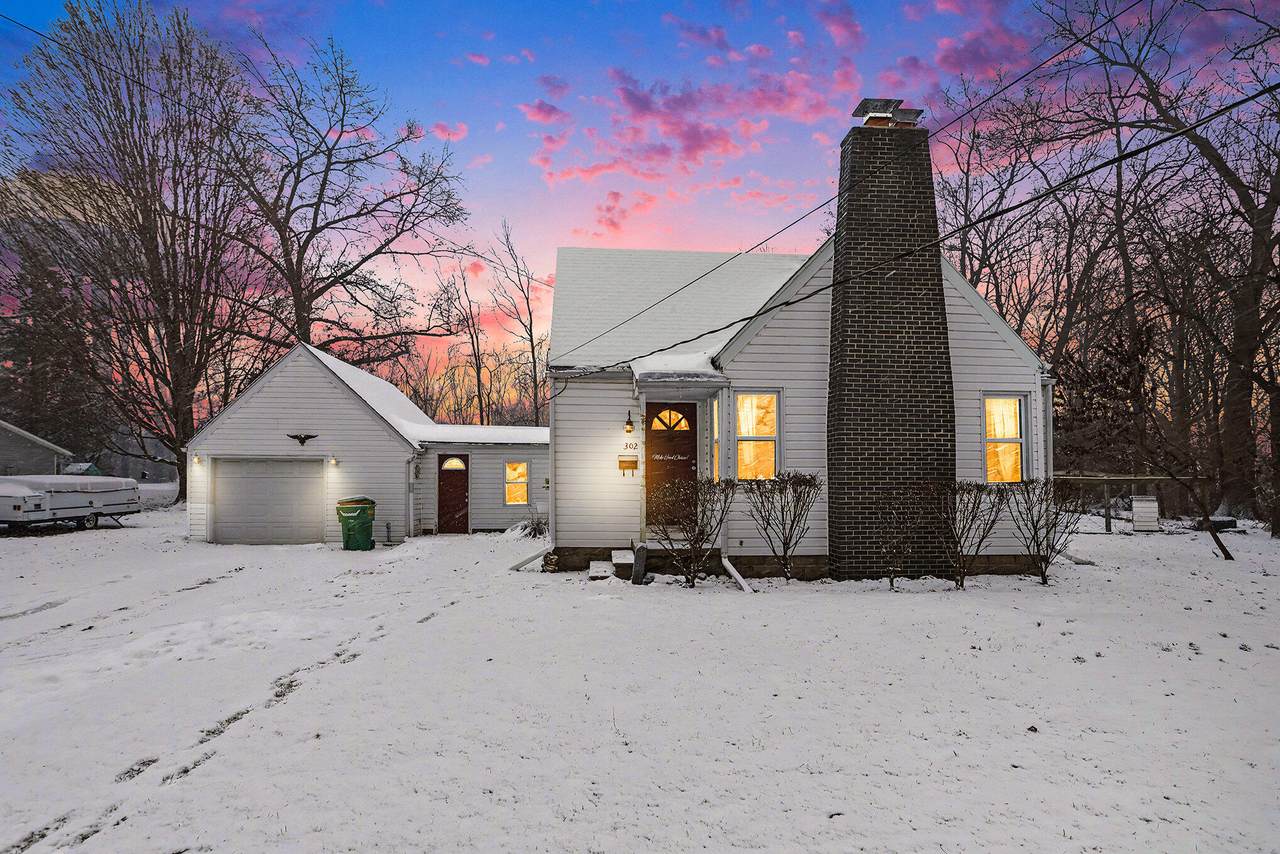 302 Hill Street - Photo 1