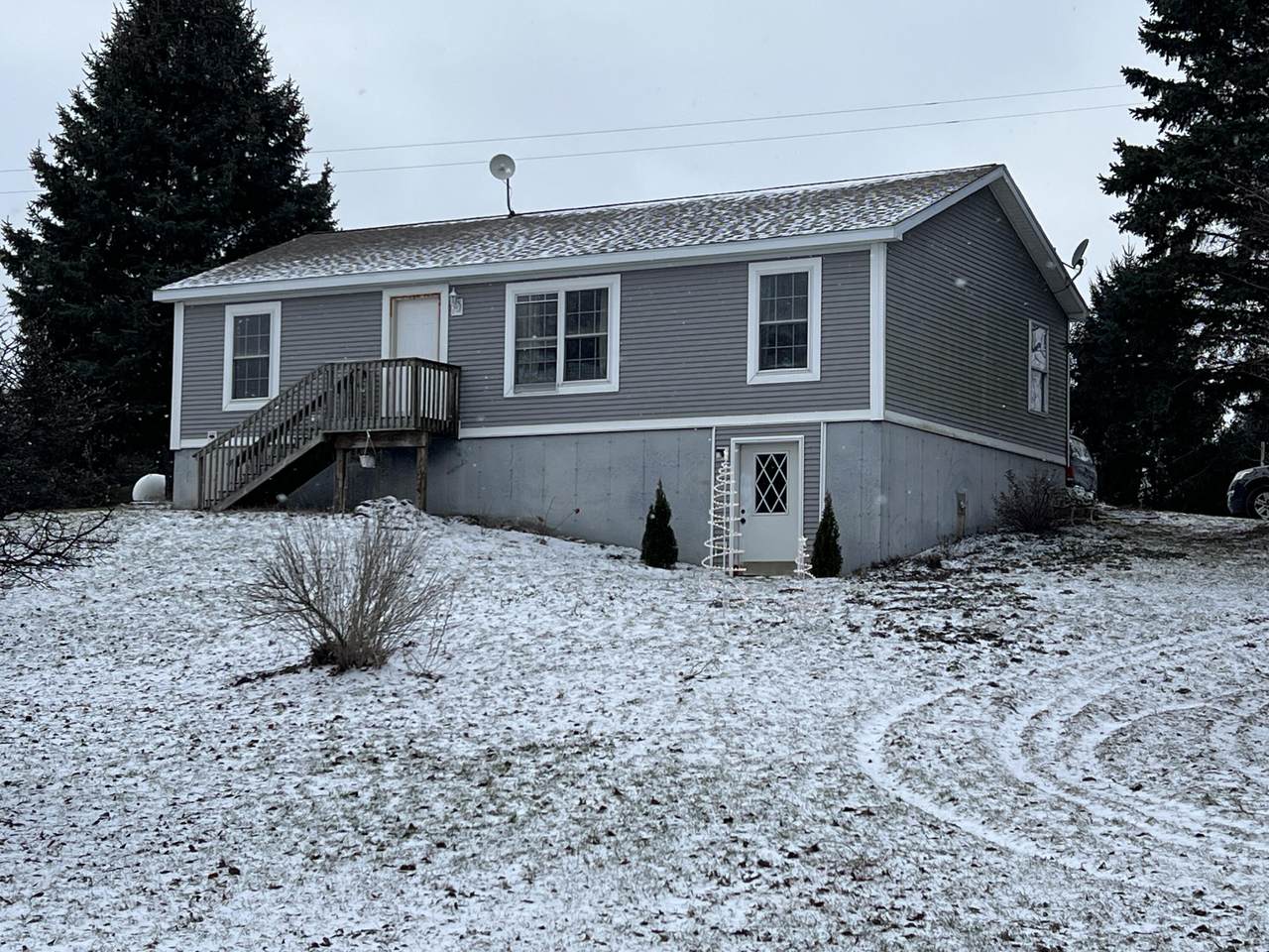 10550 Hillsdale Road - Photo 1