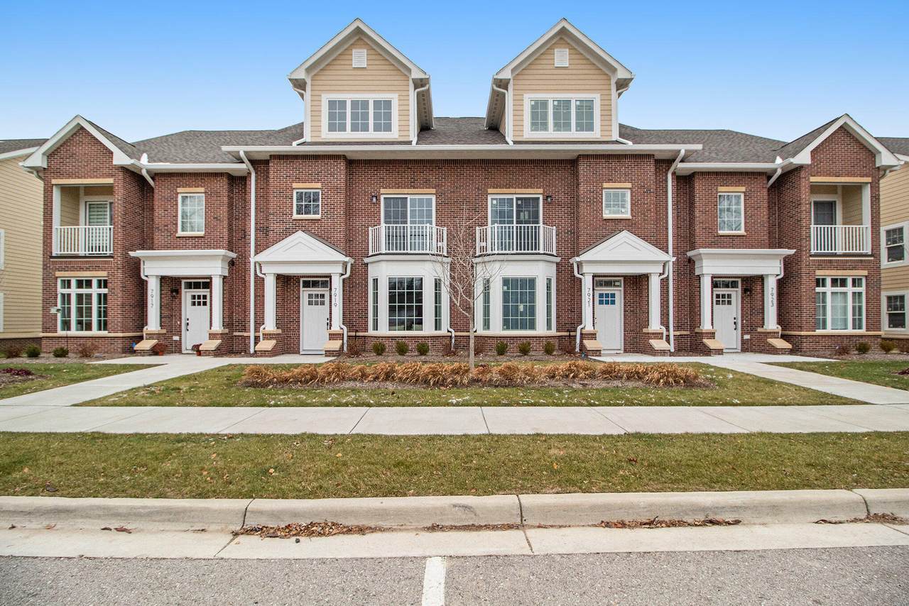 7919 Grand Street - Photo 1